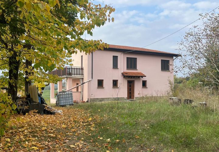 Villa i Robella, Asti, Robella - € 185.000 | Ref: 14844 - foto 1