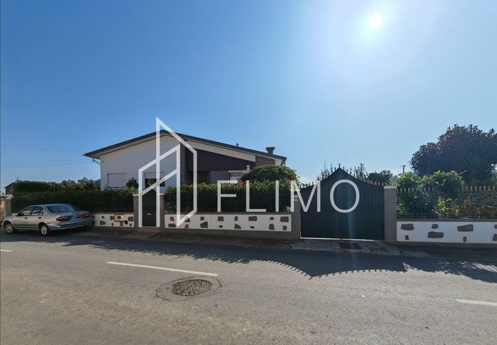 Villa a Estarreja, Aveiro, Estarreja - € 325.000 | Ref: M-117 - foto 1