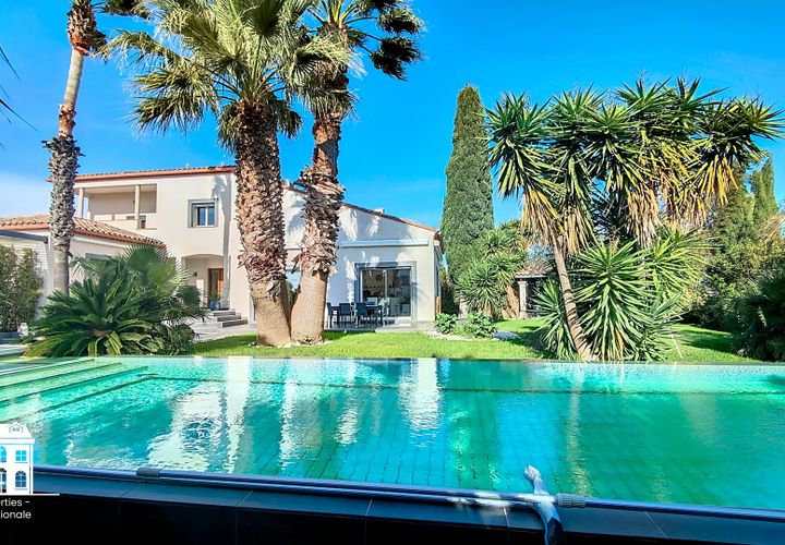 Villa i Perpignan, Pyrenees-Orientales, Perpignan - € 800 000 | Ref: 660303594 - foto 1