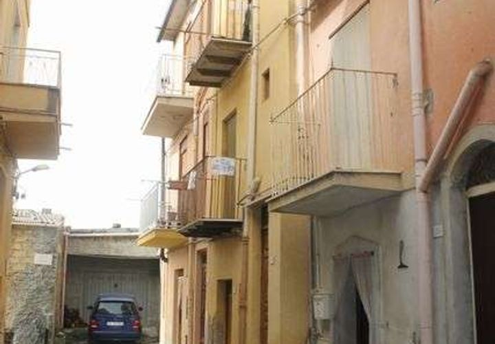 Byhus i Cianciana, Agrigento, Cianciana - € 19.000 | Ref: RP-727337-727337 - foto 1