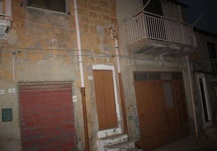 Byhus i Cianciana, Agrigento, Cianciana - € 14.000 | Ref: RP-727633-727633 - foto 1