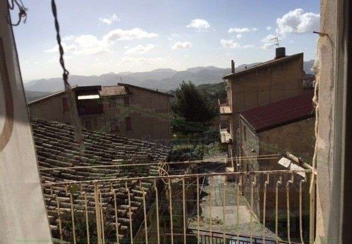 Byhus i Cianciana, Agrigento, Cianciana - € 29.500 | Ref: RP-728820-728820 - foto 1