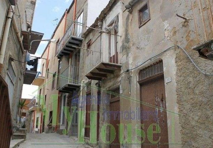 Byhus i Cianciana, Agrigento, Cianciana - € 6.000 | Ref: RP-728979-728979 - foto 1