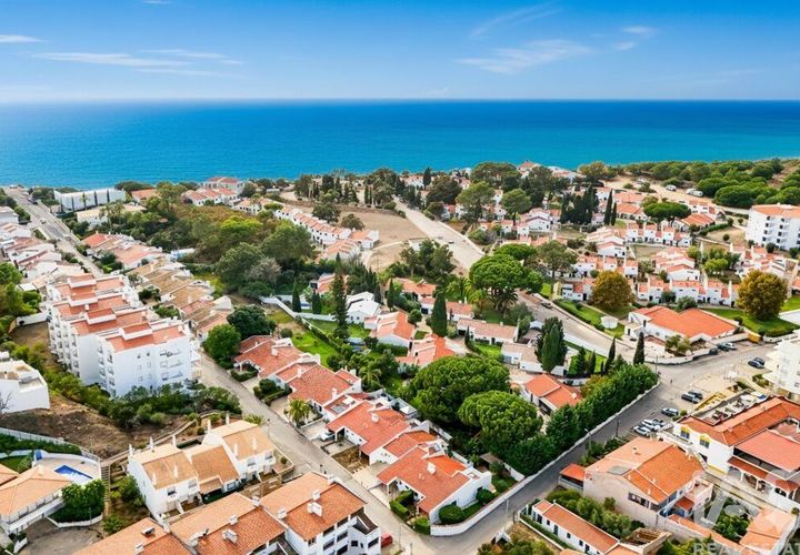 Rækkehus i Albufeira, Faro, Albufeira - € 470.000 | Ref: 145675 - foto 1