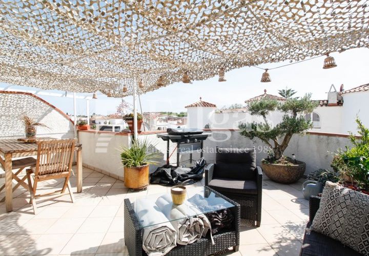 Villa i Empuriabrava, Gerona, Empuriabrava - € 375.000 | Ref: 552 - foto 1