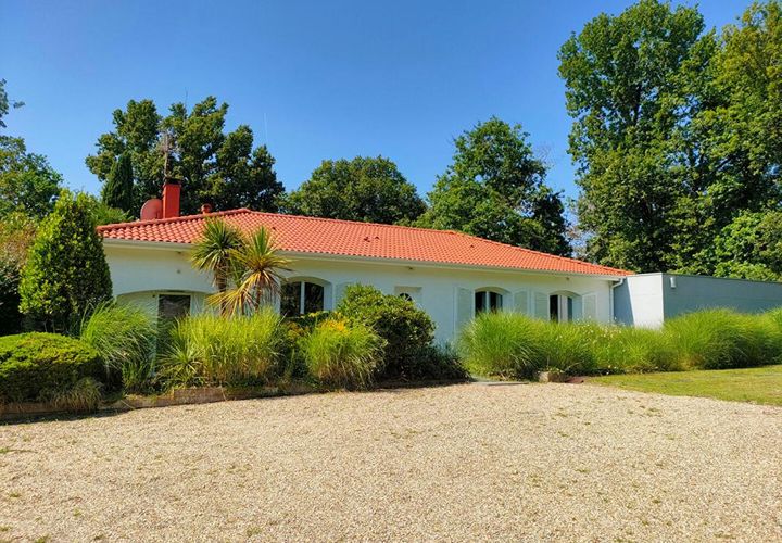 Villa i Carbon-Blanc, Gironde, Carbon-Blanc - € 659.000 | Ref: 427375NAD - foto 1