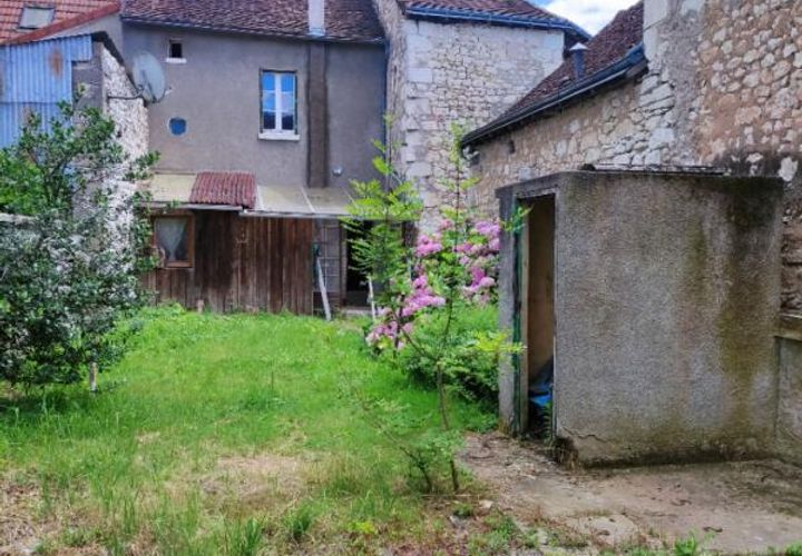 Landsbyhus i Barrou, Indre-et-Loire, Barrou - € 43.900 | Ref: 427511PHD - foto 1