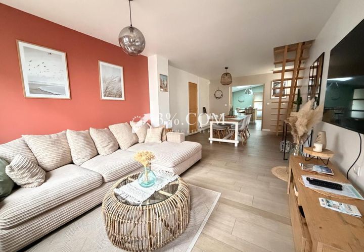 Villa a Saint-Léonard, Pas-de-Calais, Saint-Léonard - € 189.000 | Ref: 407_V4980062302 - foto 1