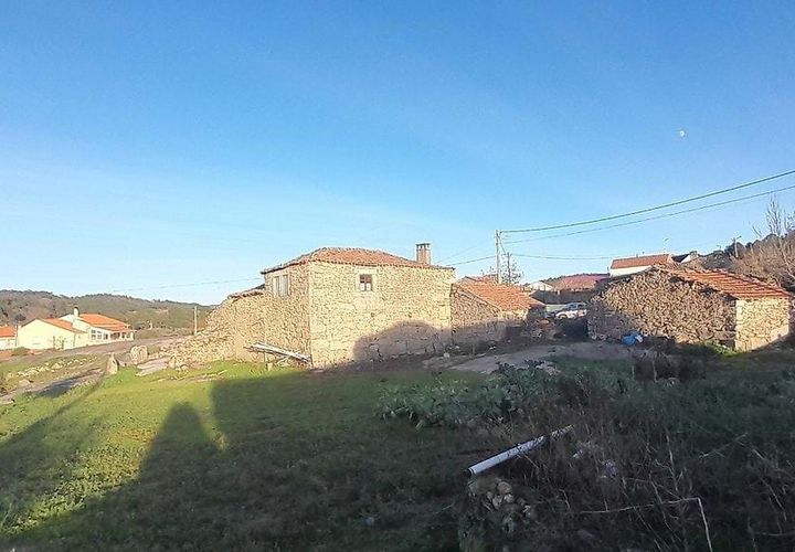 Farm hus i Sernancelhe, Viseu, Sernancelhe - € 39.900 | Ref: 126021103-2 - foto 1