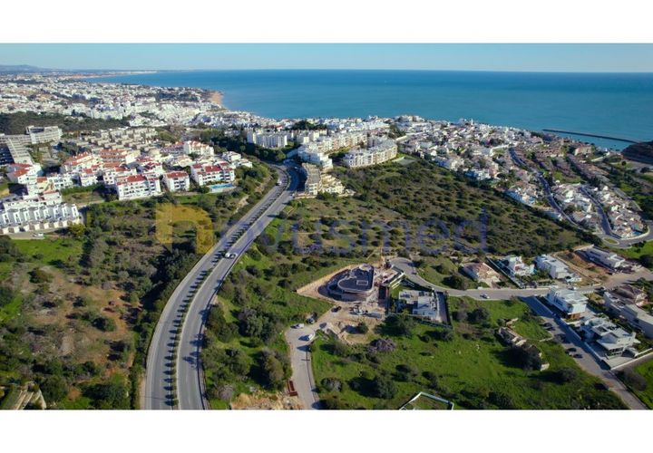 Helårsgrund i Albufeira, Faro, Albufeira - € 1.200.000 | Ref: LV-11 (PR-011) - foto 1