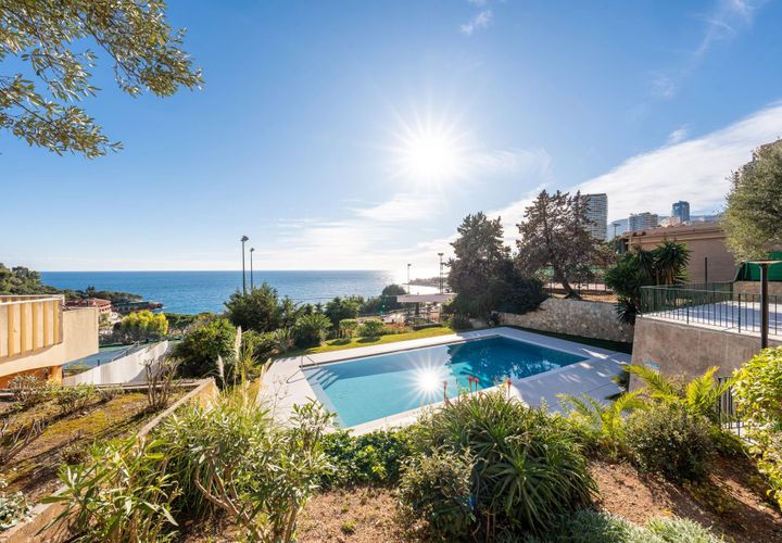 Lejlighed i Roquebrune-Cap-Martin, Alpes-Maritimes, Roquebrune-Cap-Martin - € 1.850.000 | Ref: HH-15977924 - foto 1