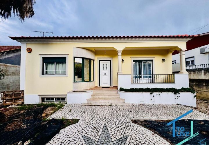 Villa a Asseiceira, Santarem, Asseiceira - € 365.000 | Ref: TL093 - foto 1