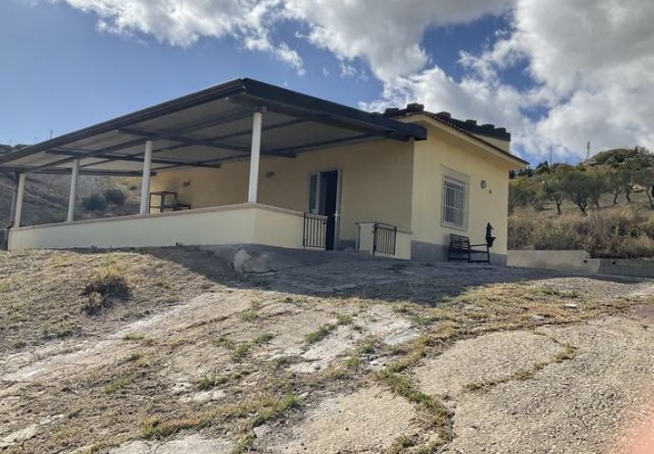 Villa a Cianciana, Agrigento, Cianciana - € 125.000 | Ref: Villa Thomas - foto 1