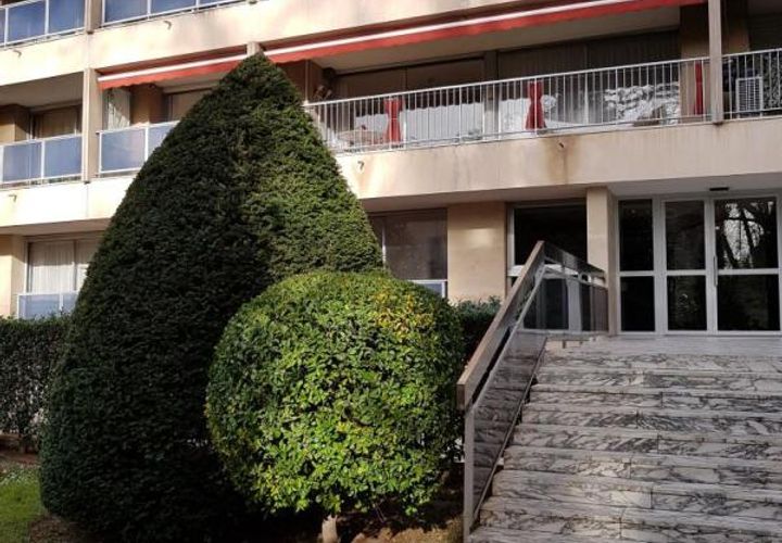Apartament a Marseille, Bouches-du-Rhone, Marseille - € 2.400/mes | Ref: 686839 - foto 1