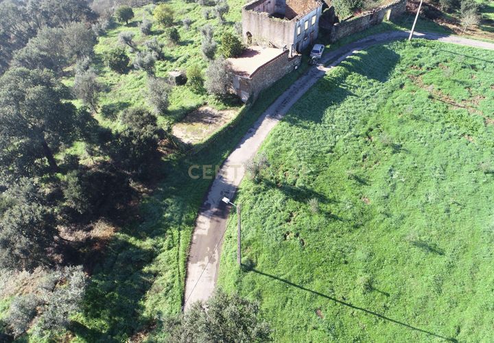 Helårsgrund i Serta, Castelo Branco, Serta - € 34.900 | Ref: C0444-00766 - foto 1