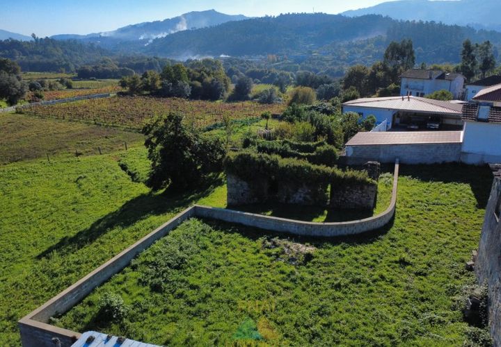 Villa a Amares, Braga, Amares - € 48.000 | Ref: AVV-005-039 - foto 1