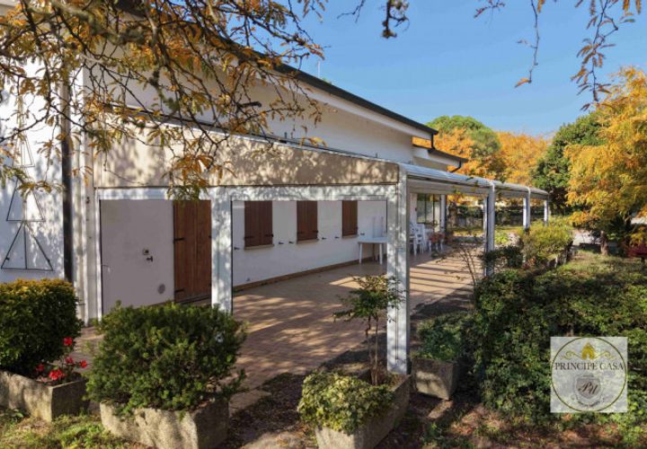 Erhvervsejendom i Cinto Euganeo, Padua, Cinto Euganeo - € 320.000 | Ref: ATT3 - foto 1