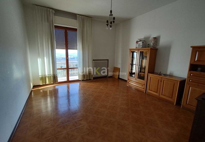 Villa a Monsano, Ancona, Monsano - € 250.000 | Ref: F999 - foto 1