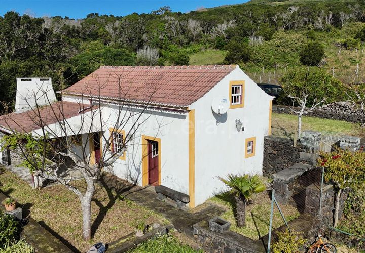 Helårsgrund i Horta, Faial, Horta - € 149.500 | Ref: 374250278 - foto 1
