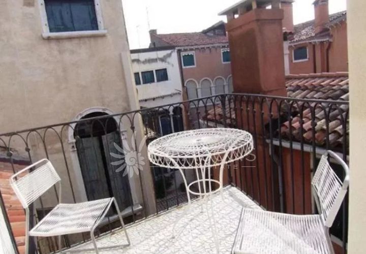 Apartament a Venice, Venice, Venice - € 1.300.000 | Ref: CDres48 - foto 1