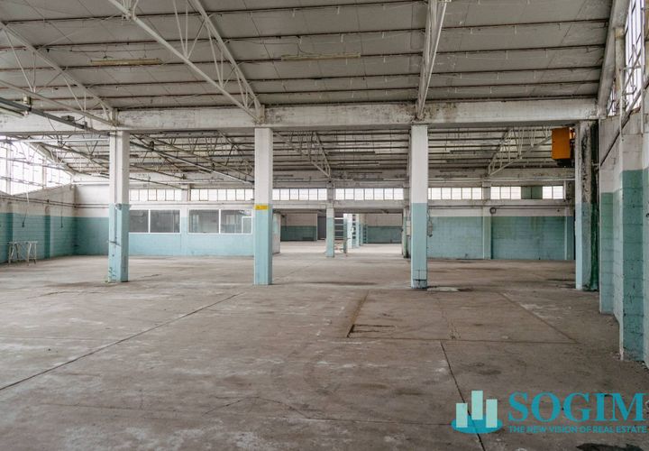 Erhvervsejendom i Saronno, Varese, Saronno - € 990.000 | Ref: S303572 - foto 1