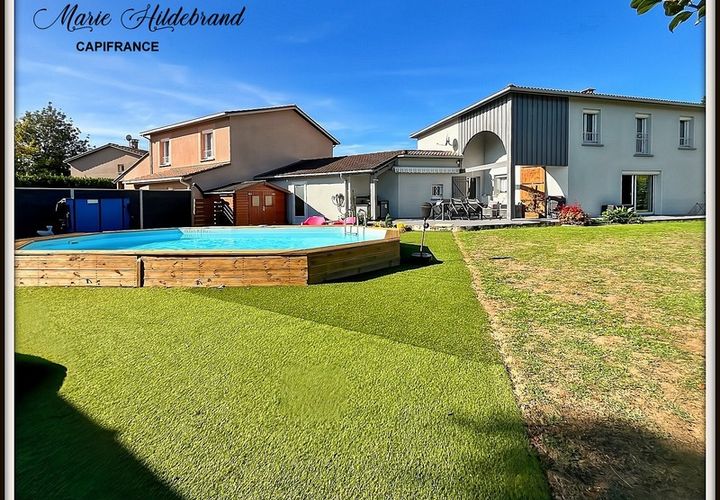 Villa a Agen, Lot-et-Garonne, Agen - € 330.000 | Ref: 340934955179 - foto 1