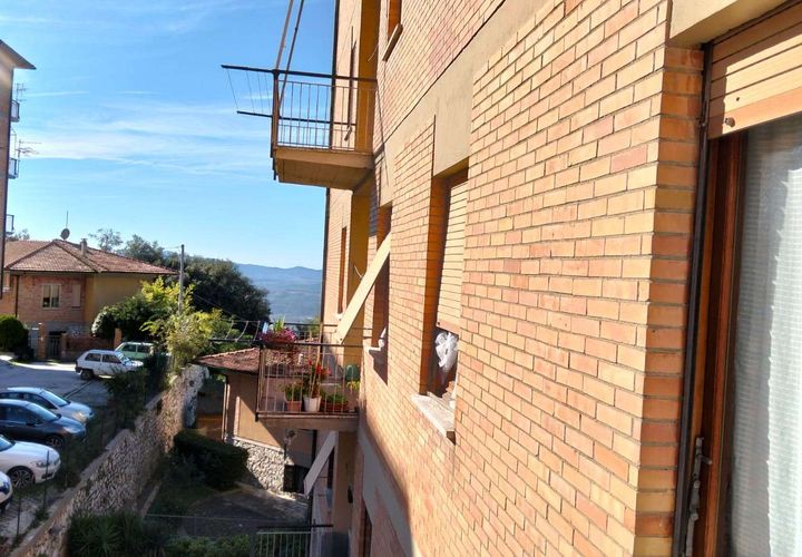 Villa i Volterra, Pisa, Volterra - € 180.000 | Ref: A-301-730024 - foto 1