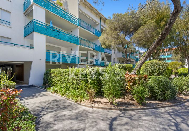 Lejlighed i Saint-Raphaël, Var, Saint-Raphaël - € 489.000 | Ref: 86424912 - foto 1