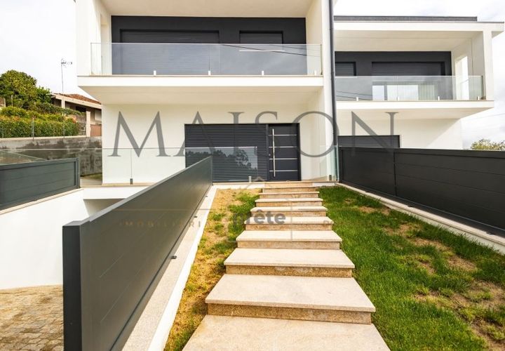 Villa i Penafiel, Porto, Penafiel - € 455.000 | Ref: MP-EF-M-321 - foto 1