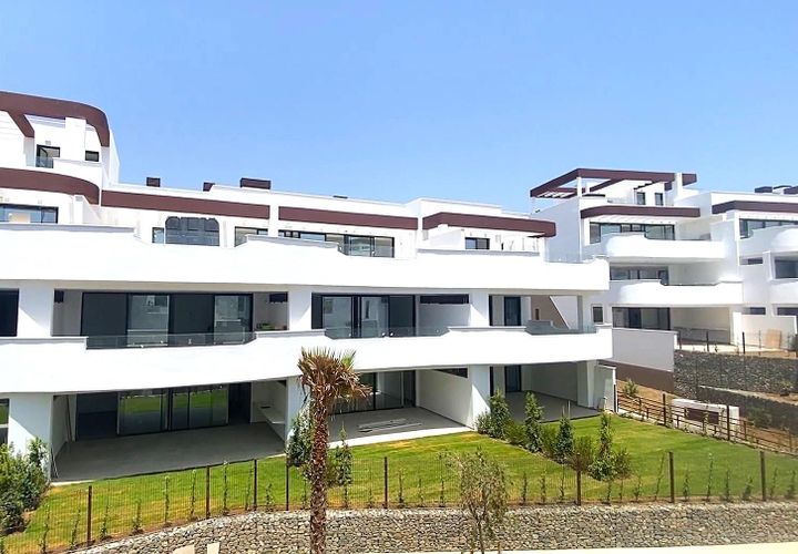 Leilighet i Estepona, Malaga, Estepona - € 700 000 | Ref: MA-ES-121125/7965 - foto 1