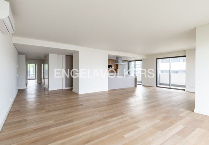 Lejlighed i Alges, Lisbon, Alges - € 1.350.000 | Ref: W-0467U8 - foto 1