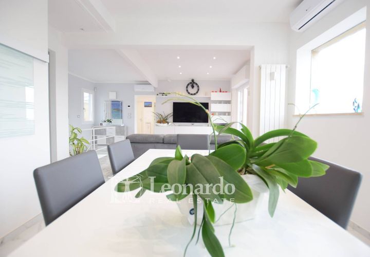 Lejlighed i Viareggio, Lucca, Viareggio - € 730.000 | Ref: REA453 - foto 1