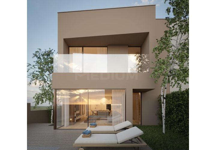 Villa i Maia, Porto, Maia - € 720.000 | Ref: M2042 - foto 1