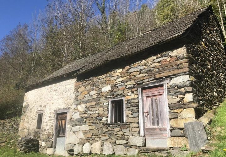 Villa i Le Port, Ariege, Le Port - € 36.000 | Ref: DK107 - foto 1