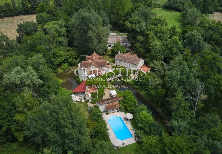 Villa i Riberac, Dordogne, Riberac - € 1.320.000 | Ref: NH1015 - foto 1