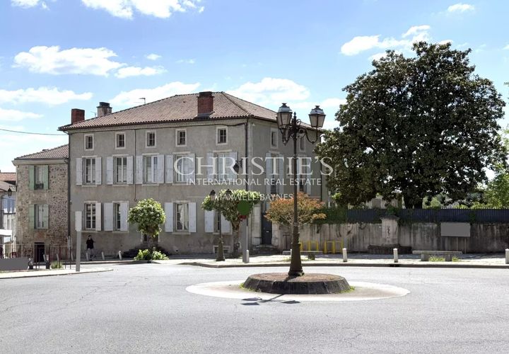 Villa i Nontron, Dordogne, Nontron - € 498.000 | Ref: NH1016 - foto 1