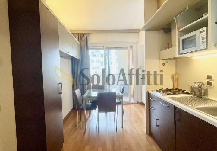 Apartament a Bari, Bari, Bari - € 950/mes | Ref: AA2566 - foto 1