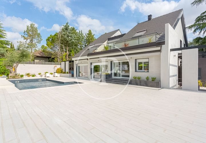 Villa i La Moraleja, Madrid, La Moraleja - € 4.100.000 | Ref: VMN2511005 - foto 1