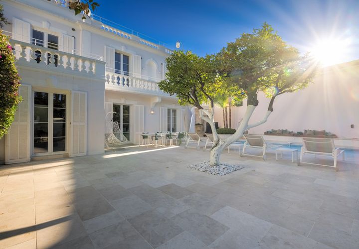Villa i Antibes, Alpes-Maritimes, Antibes - € 3.690.000 | Ref: HH-15980425 - foto 1