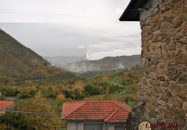 Landejendom i Bagnone, Massa and Carrara, Bagnone - € 22.000 | Ref: A480 - foto 1