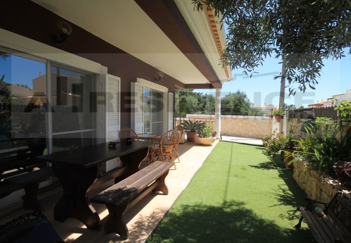 Villa i Algoz, Faro, Algoz - € 549.000 | Ref: V4-20 - foto 1