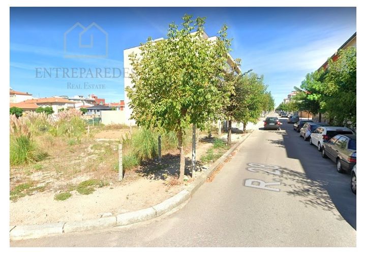 Helårsgrund i Espinho, Aveiro, Espinho - € 295.000 | Ref: TER_2065 - foto 1