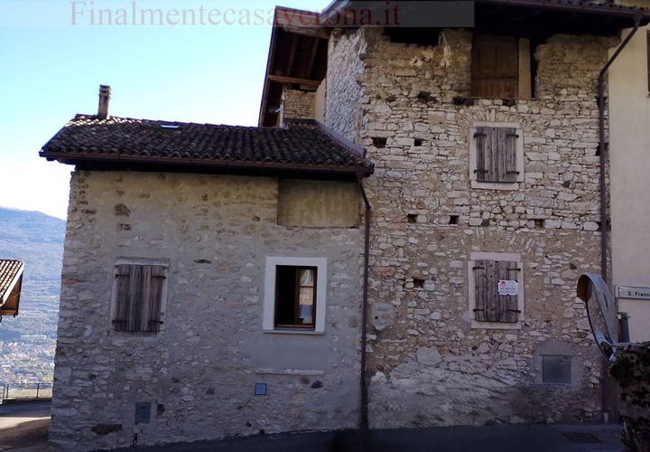 Landejendom i Isera, Trento, Isera - € 230.000 | Ref: 356 - foto 1