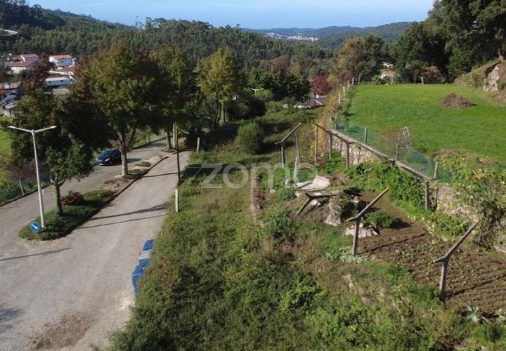 Helårsgrund i Arouca, Aveiro, Arouca - € 55.000 | Ref: ZMPT582652 - foto 1
