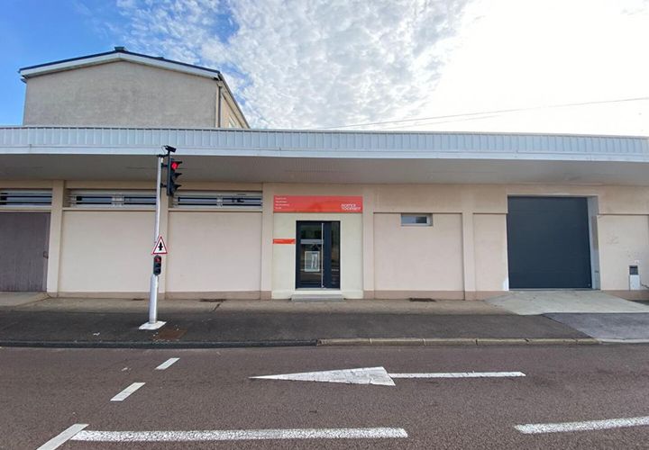 Propriedade comercial em Beaune, Cote-d'Or, Beaune - € 26.400/mês | Ref: 428483B-TODY - foto 1