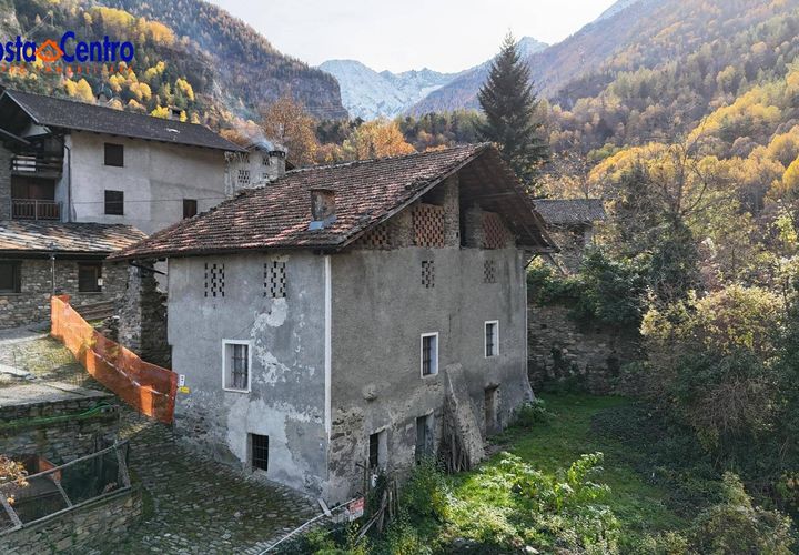 Villa a Aymavilles, Aosta Valley, Aymavilles - € 65.000 | Ref: 5610 - foto 1