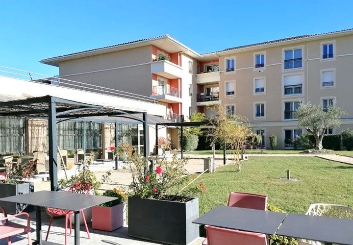 Erhvervsejendom i Cavaillon, Vaucluse, Cavaillon - € 167.000 | Ref: 5900DDFC5972400E - foto 1