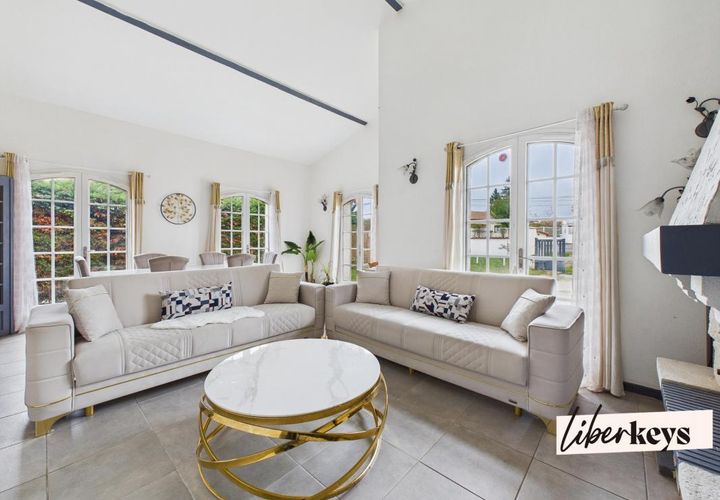 Villa i Abzac, Gironde, Abzac - € 295.000 | Ref: DOM25199 - foto 1
