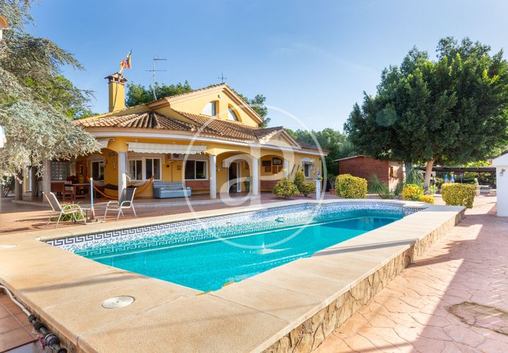 Villa i Serra, Valencia, Serra - € 665.000 | Ref: VV2511034 - foto 1