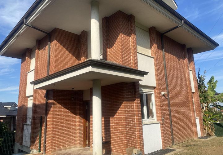 Villa en Camargo, Cantabria, Camargo - € 415.000 | Ref: EXP11995/8930 - photo 1